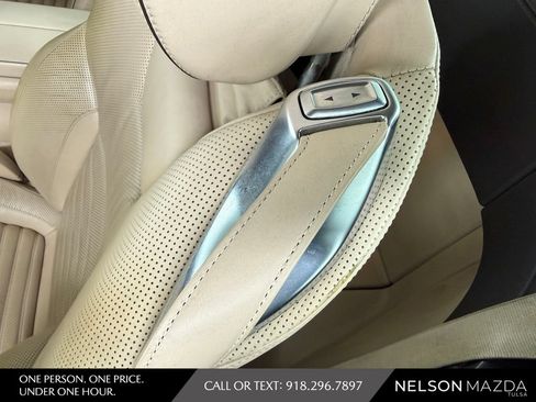 Used 2014 Mercedes-Benz SL 550 image 19