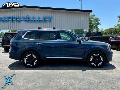 Used 2023 Kia Telluride EX AWD/4WD image 8