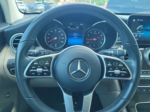 Used 2022 Mercedes-Benz GLC 300 image 29