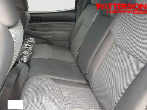 Used 2015 Toyota Tacoma 4x4 Double Cab w/ TRD Sport Package image 9