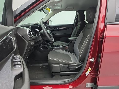 Certified 2024 Chevrolet TrailBlazer LT w/ Driver Confidence Package FWD image 14