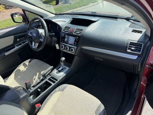 Used 2017 Subaru Crosstrek 2.0i Premium AWD/4WD image 7