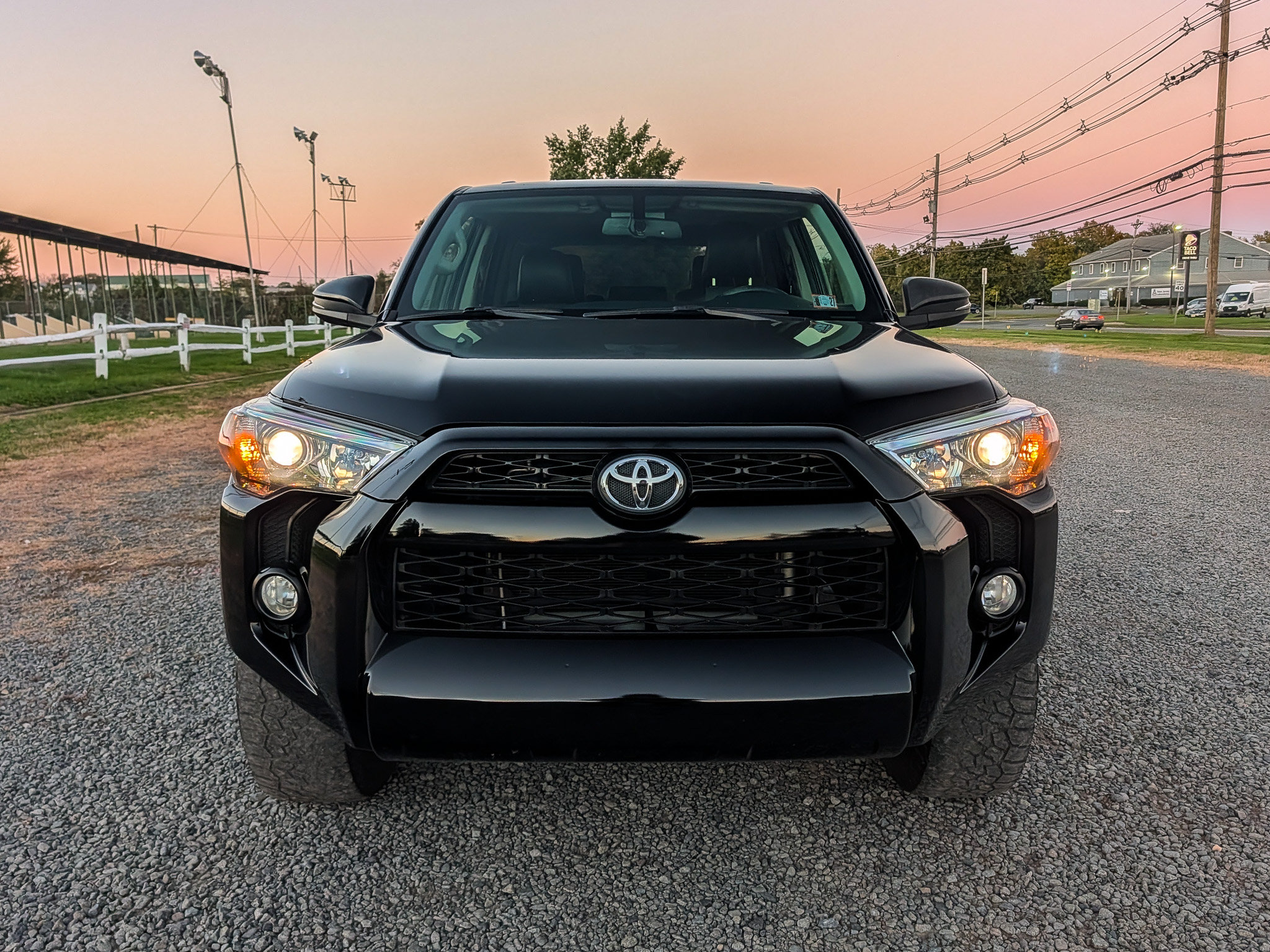 Used 2014 Toyota 4Runner SR5 Premium AWD/4WD image 2