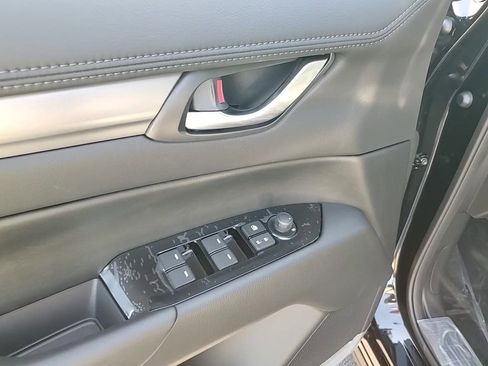 New 2025 MAZDA CX-5 AWD 2.5 S w/ Select Package image 13