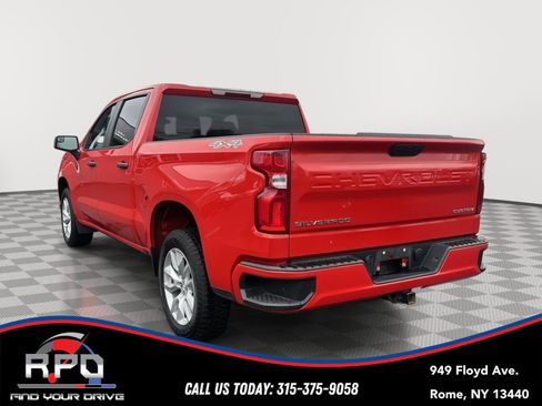 Used 2021 Chevrolet Silverado 1500 Custom image 3