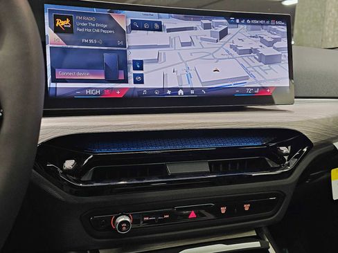 New 2025 BMW i4 xDrive40i image 16