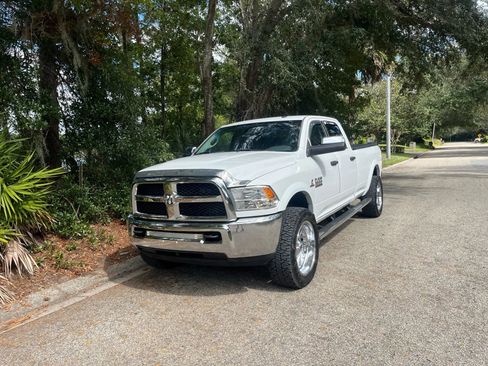 Used 2017 RAM 3500 ST image 11