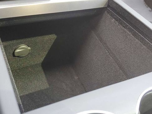 Used 2024 Tesla Model 3 Performance image 30