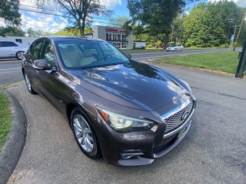 Used 2014 INFINITI Q50 Premium w/ Navigation Package image 7