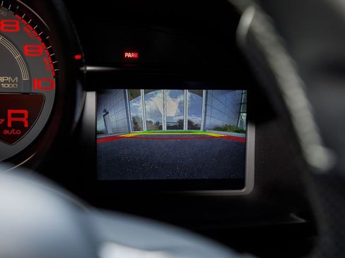 Used 2019 Ferrari 488 Pista Coupe RWD image 27