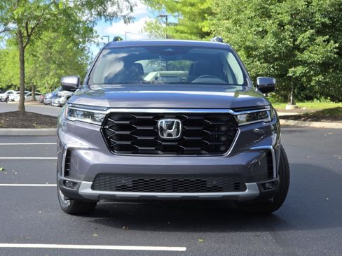 Certified 2024 Honda Pilot Touring image 20