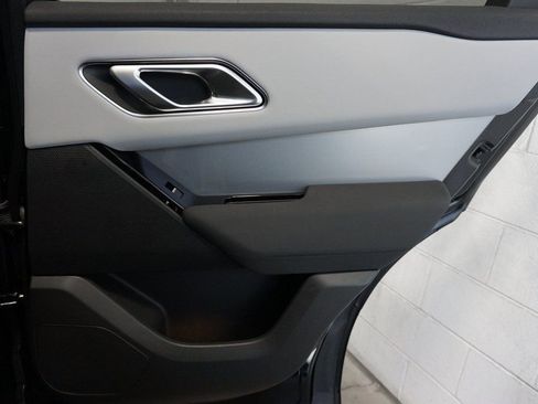 Used 2025 Land Rover Range Rover Velar S image 25