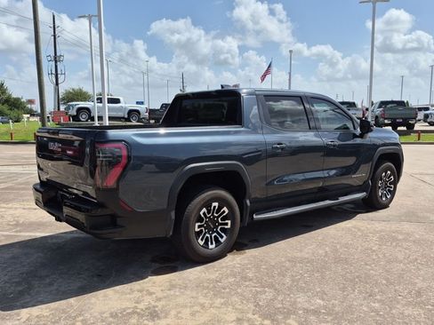 Used 2026 GMC Sierra EV Elevation AWD/4WD image 5