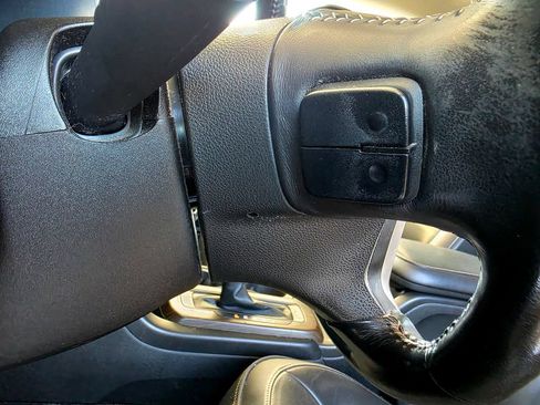 Used 2018 GMC Canyon Denali AWD/4WD image 20