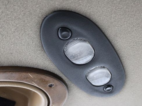 Used 2000 Ford E-150 and Econoline 150 image 15