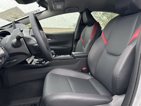 New 2026 Toyota Prius Plug-In Hybrid image 11