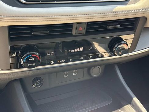 New 2026 Nissan Rogue Dark Armor AWD/4WD image 31