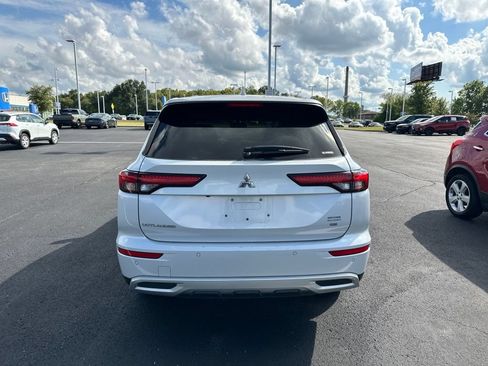 Used 2024 Mitsubishi Outlander SE AWD/4WD image 7