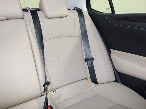 Used 2019 Lexus ES 350 w/ Premium Package image 14