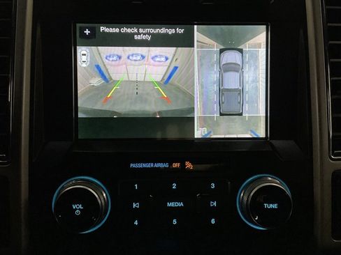 Used 2019 Ford F150 Lariat w/ Equipment Group 502A Luxury image 17