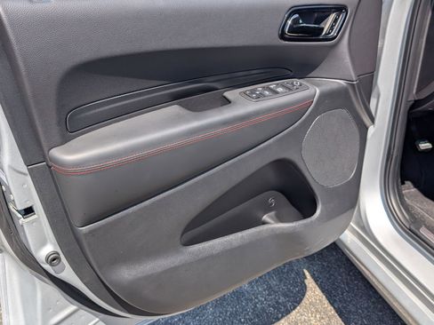 Used 2025 Dodge Durango R/T image 10