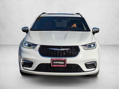 New 2026 Chrysler Pacifica Pinnacle FWD image 6