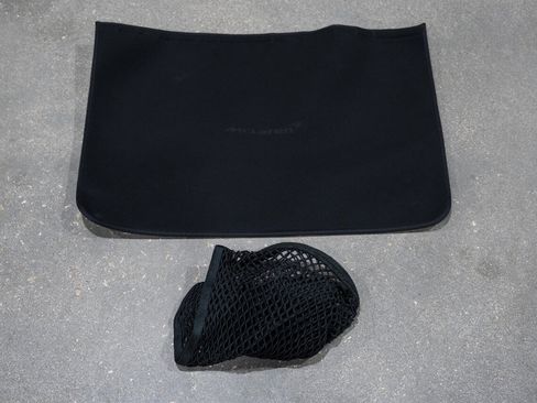 Used 2021 McLaren GT image 65