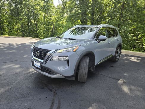 Used 2021 Nissan Rogue SL FWD image 4