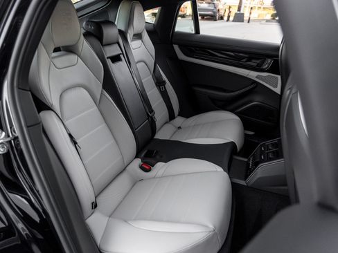 Certified 2026 Porsche Panamera 4 AWD/4WD image 35