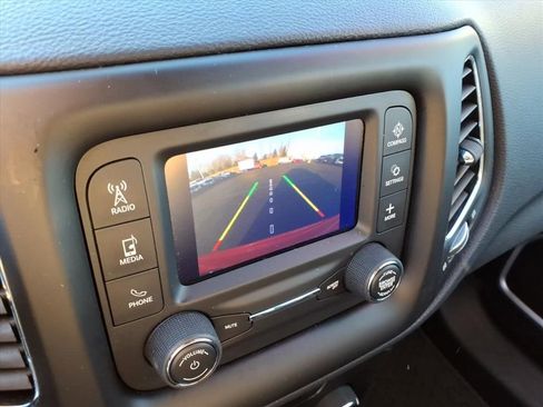 Used 2018 Jeep Compass Sport w/ Cold Weather Group image 10