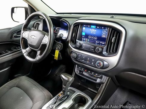 Used 2019 Chevrolet Colorado LT w/ Colorado RST Special Edition image 25