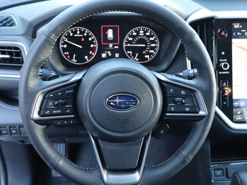 New 2026 Subaru Ascent Limited image 11