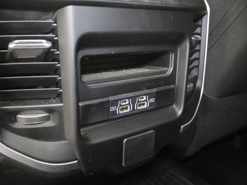 Used 2024 RAM 3500 Big Horn w/ Level 2 Equipment Group image 39