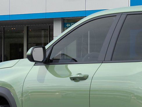 New 2026 Chevrolet Equinox LT image 12