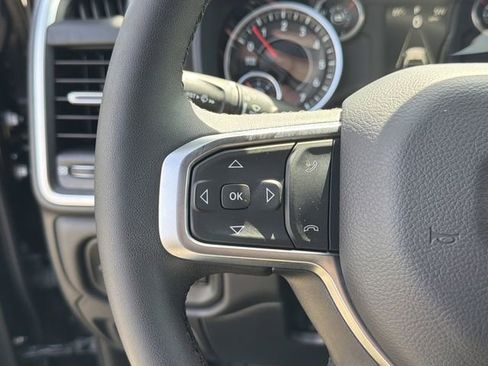 Used 2025 RAM 1500 Big Horn AWD/4WD image 18