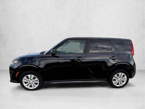 Used 2020 Kia Soul LX FWD image 3