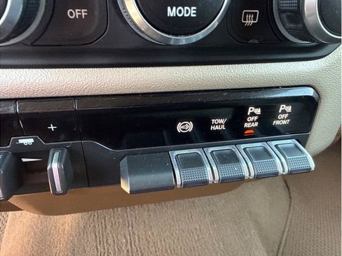 Used 2019 RAM 2500 Laramie AWD/4WD image 27