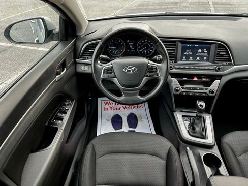 Used 2017 Hyundai Elantra Value Edition w/ Cargo Package image 33