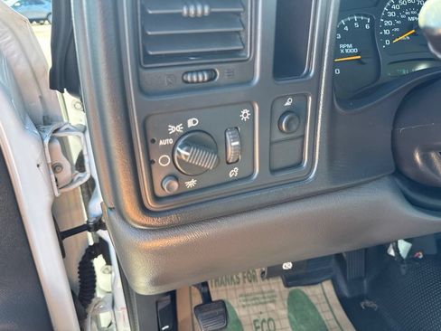 Used 2003 Chevrolet Silverado 1500 W/T RWD image 24