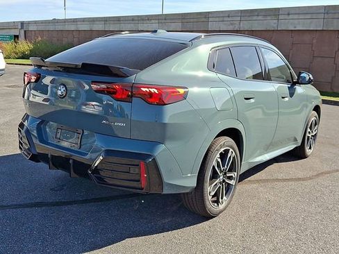 Used 2026 BMW X2 xDrive28i w/ Technology Package image 4