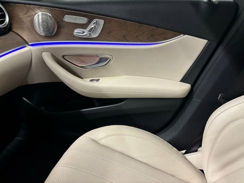 Used 2022 Mercedes-Benz E 350 Sedan image 16