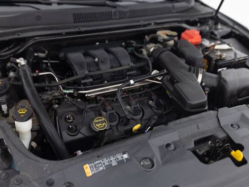 Used 2014 Ford Taurus SEL AWD/4WD image 38