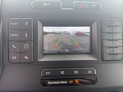 Used 2019 Ford F150 XL w/ Equipment Group 101A Mid AWD/4WD image 23