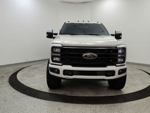 Used 2025 Ford F250 Lariat w/ Lariat Ultimate Package AWD/4WD image 8