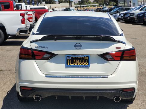 Used 2023 Nissan Altima 2.5 SR image 5