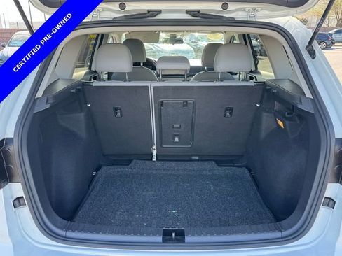 Certified 2022 Volkswagen Taos SE w/ Panoramic Sunroof Package image 13