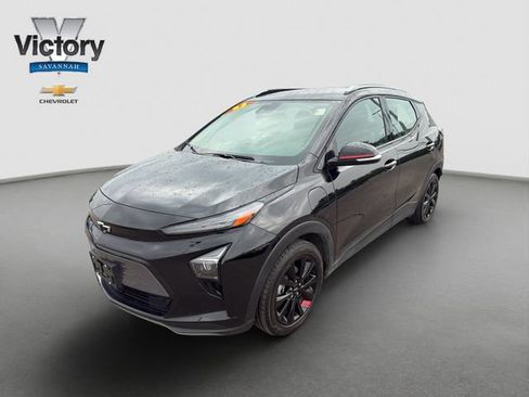 Used 2023 Chevrolet Bolt EUV LT w/ Convenience Package FWD image 3