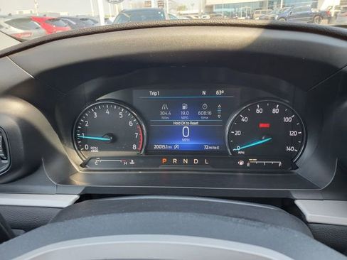 Used 2024 Ford Explorer XLT AWD/4WD image 17