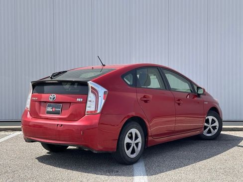 Used 2015 Toyota Prius Two image 5
