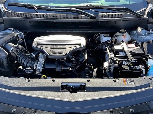 Certified 2023 Cadillac XT6 Sport w/ Technology Package image 9